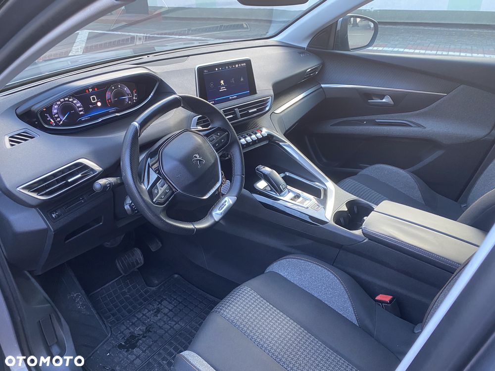 Peugeot 3008 - 10