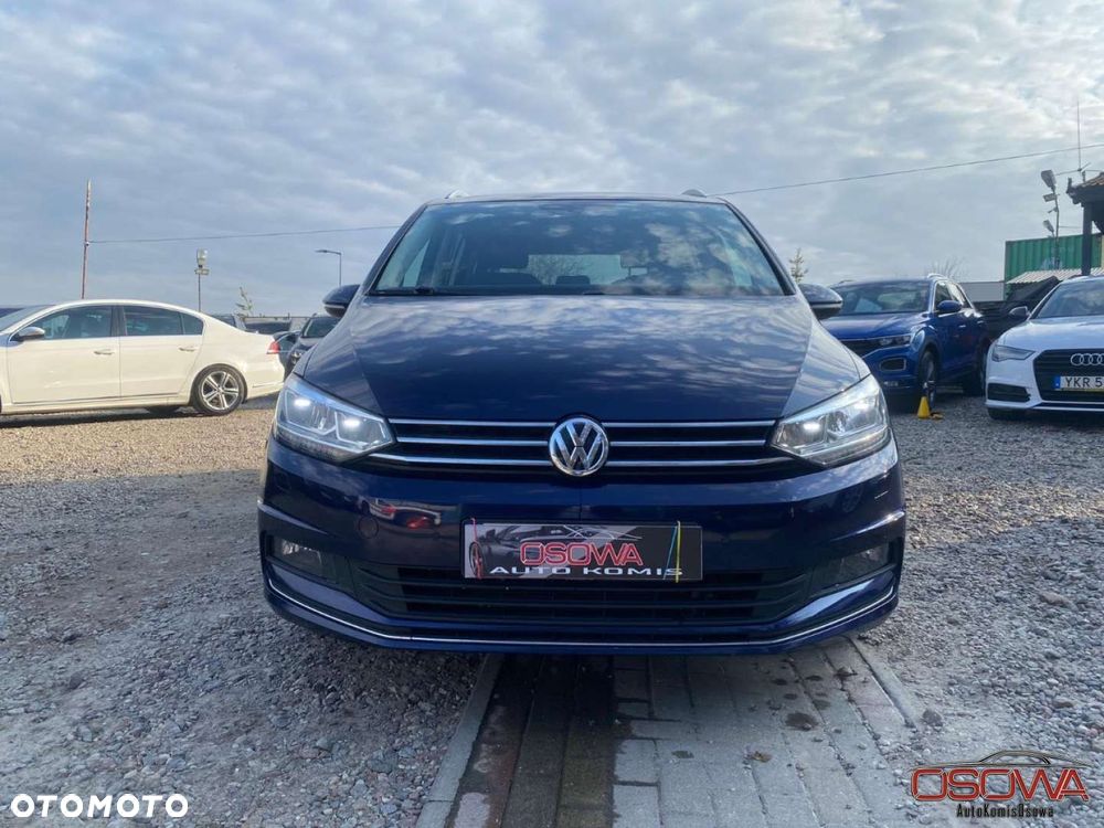 Volkswagen Touran - 4