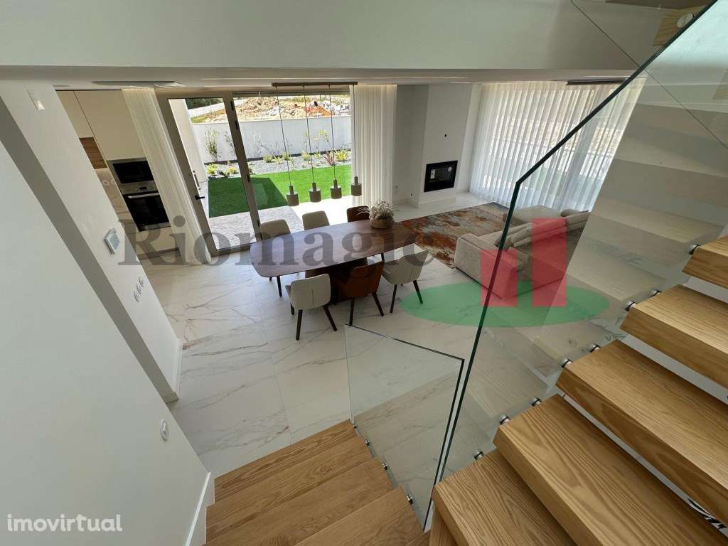 Moradia T3 Alto da Serra Rio Maior***RIOMAGIC*** - Grande imagem: 2/60