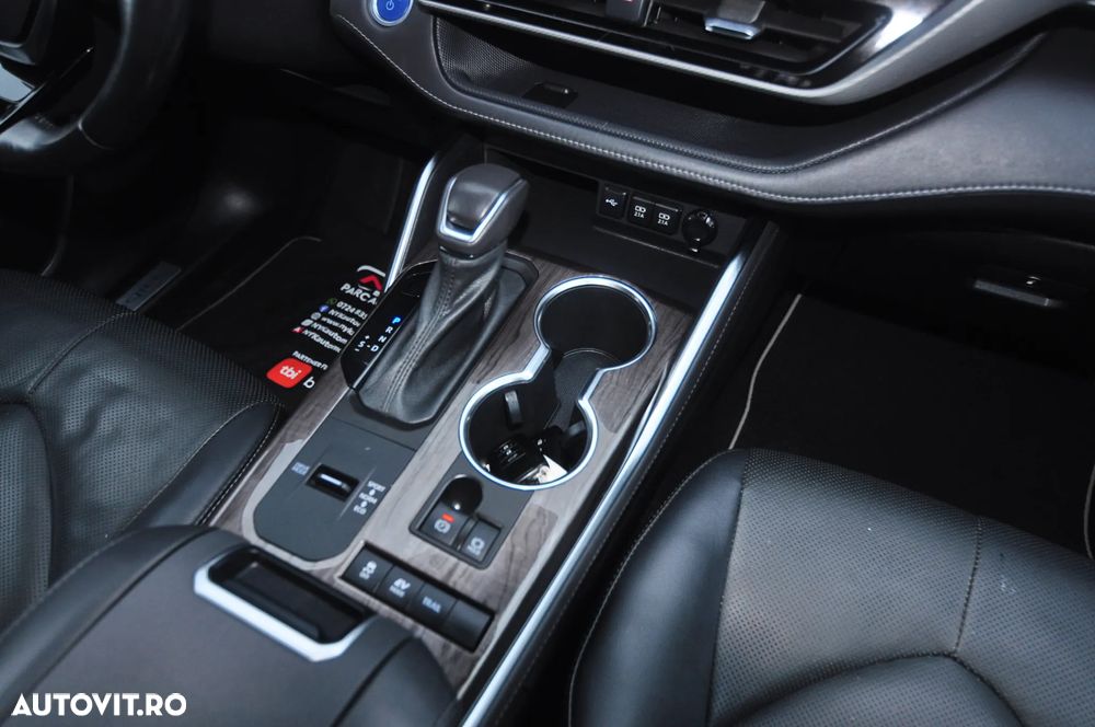 Toyota Highlander 2.5 Hybrid Executive - 20
