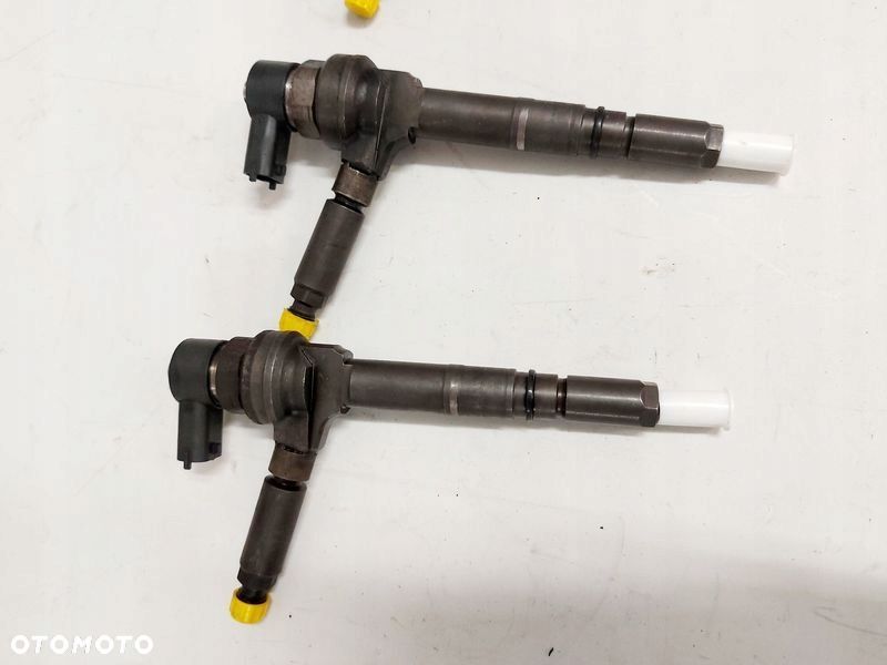 OPEL ASTRA 3 III H MERIVA A 1.7 CDTI WTRYSKIWACZ WTRYSK PALIWA 0445110175 - 3