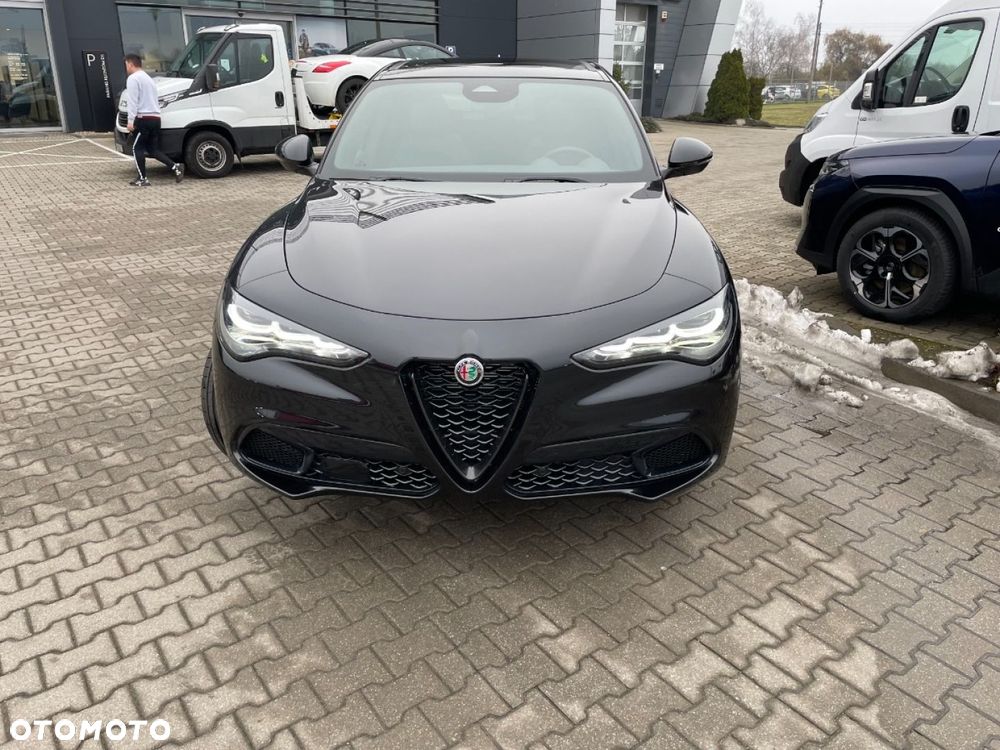 Alfa Romeo Stelvio - 7