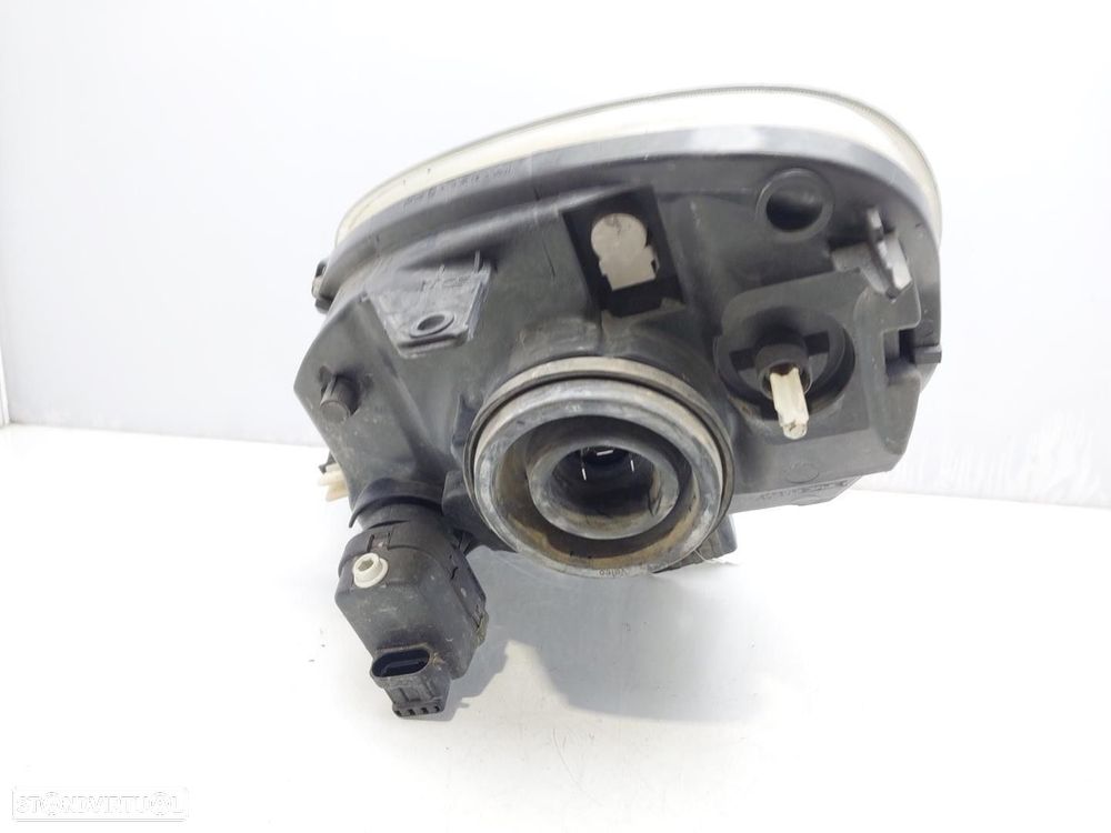 FAROL DIREITO RENAULT KANGOO 2007 -8200444260 - 3