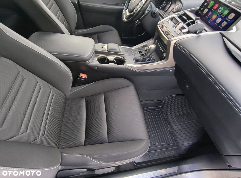 Lexus NX 300 Business Edition AWD - 19
