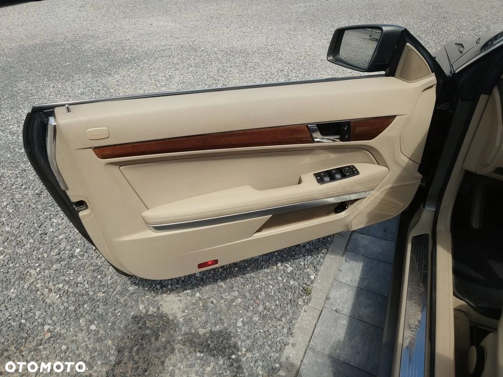 Mercedes-Benz Klasa E 200 CGI BlueEFFICIENCY Automatik Avantgarde - 15