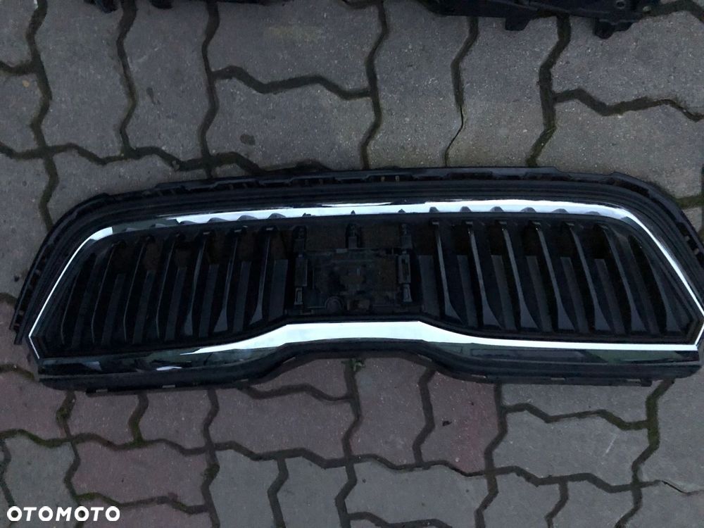 Skoda SCALA zderzak przód przedni GRILL - 7