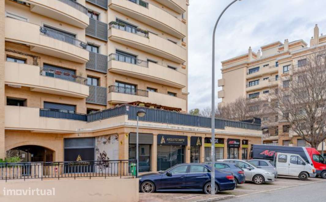 Apartamento T4 na Quinta do Almirante com terraço 200m2 - Grande imagem: 2/21