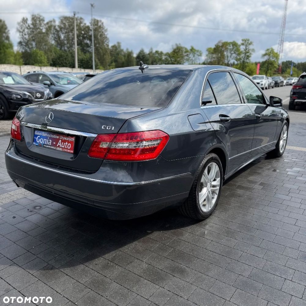 Mercedes-Benz Klasa E - 11