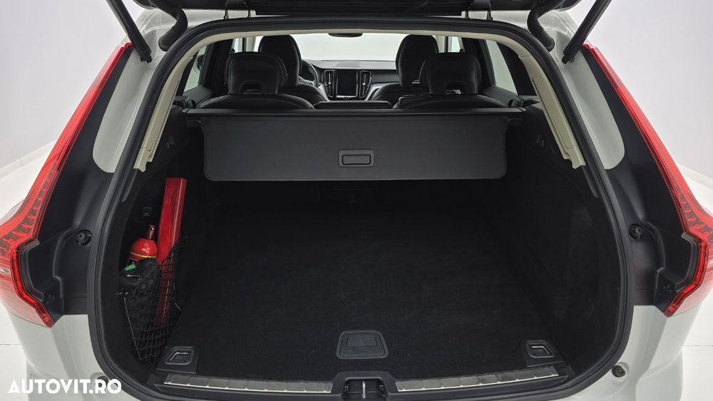 Volvo XC 60 - 25