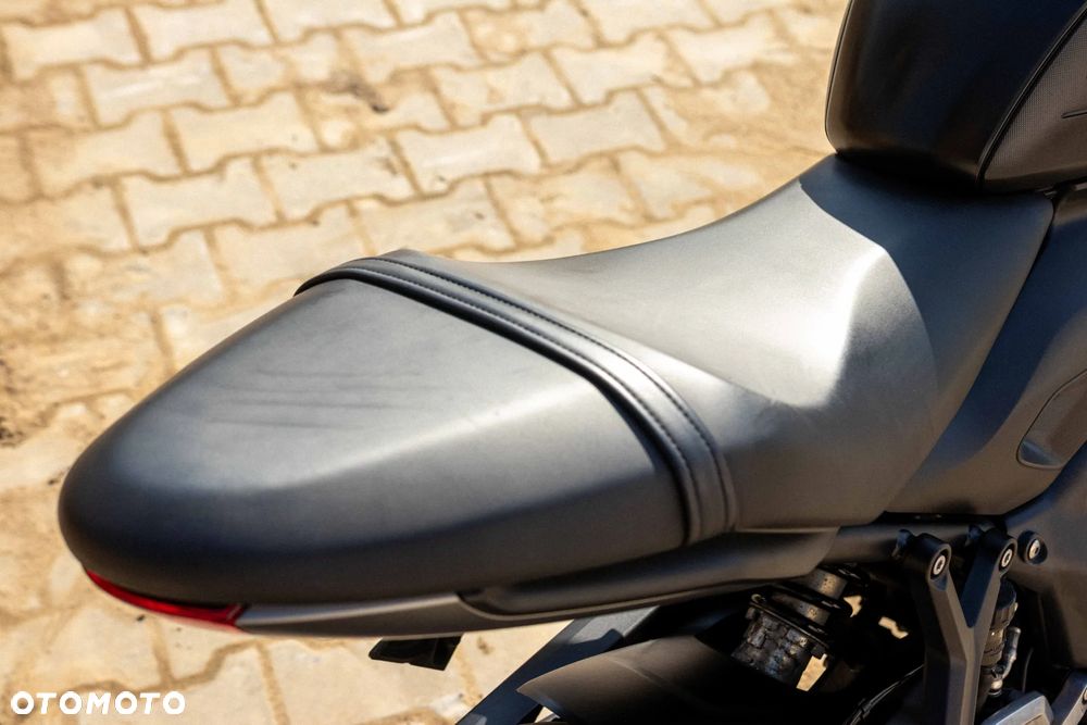 Triumph Trident - 36