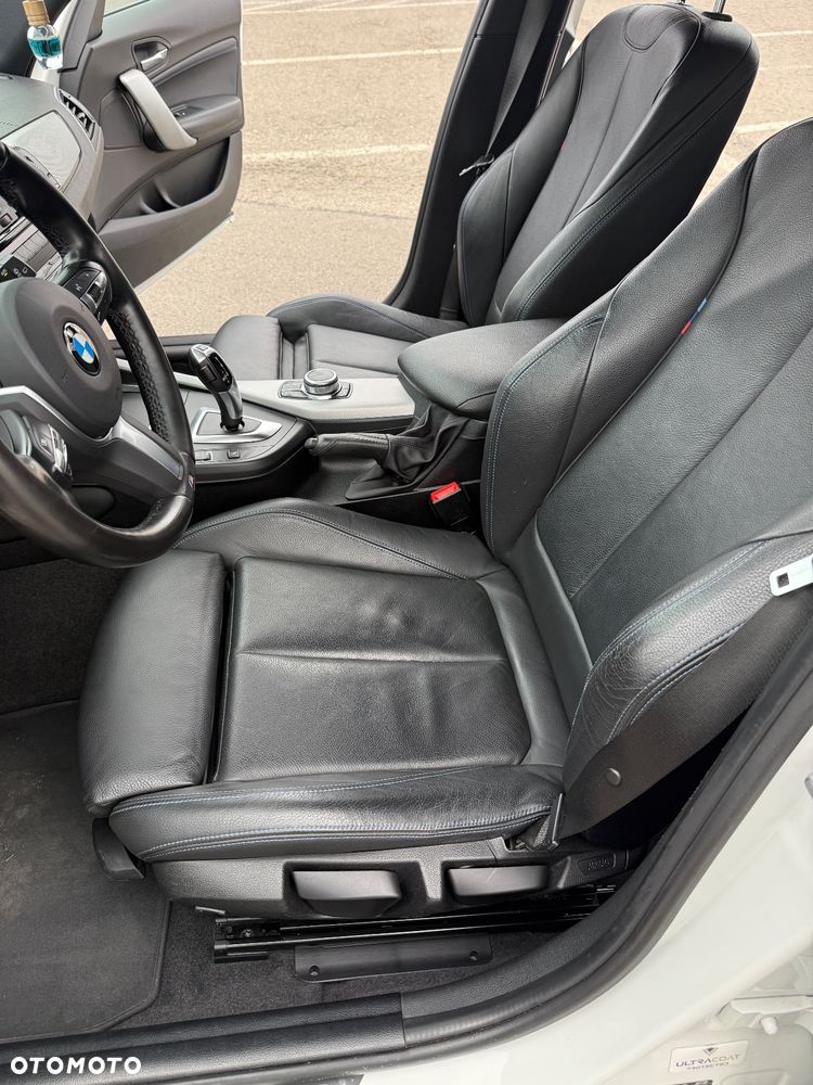 BMW Seria 1 120i M Sport - 13