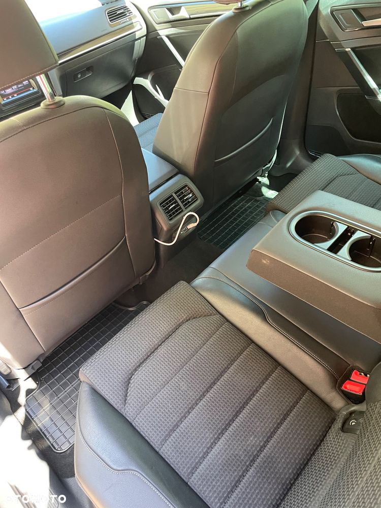 Volkswagen Golf 2.0 BlueTDI 4Motion Highline - 13