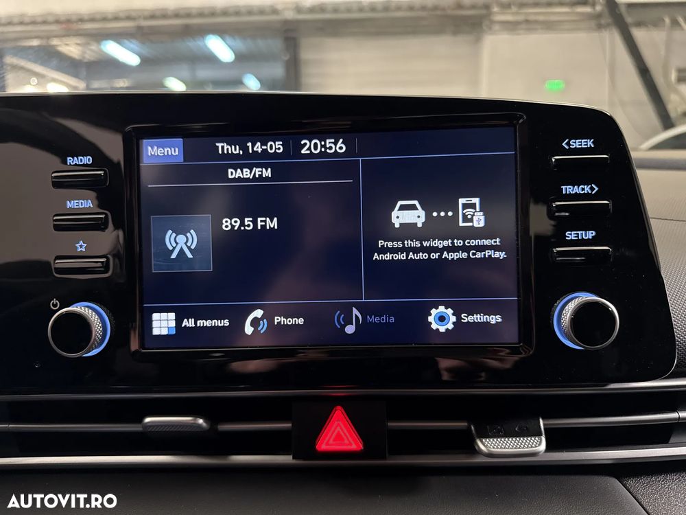 Hyundai Elantra - 22
