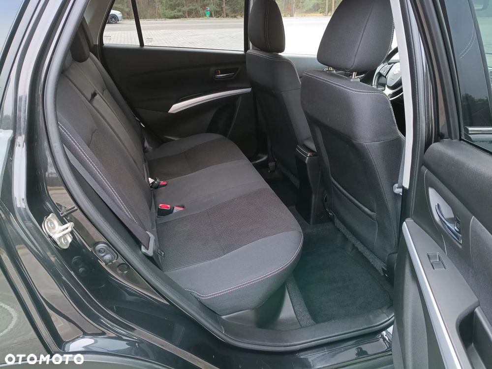 Suzuki S-Cross - 13
