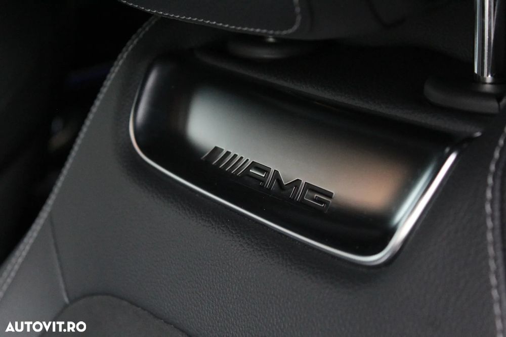 Mercedes-Benz AMG GT 43 4MATIC+ MHEV - 18