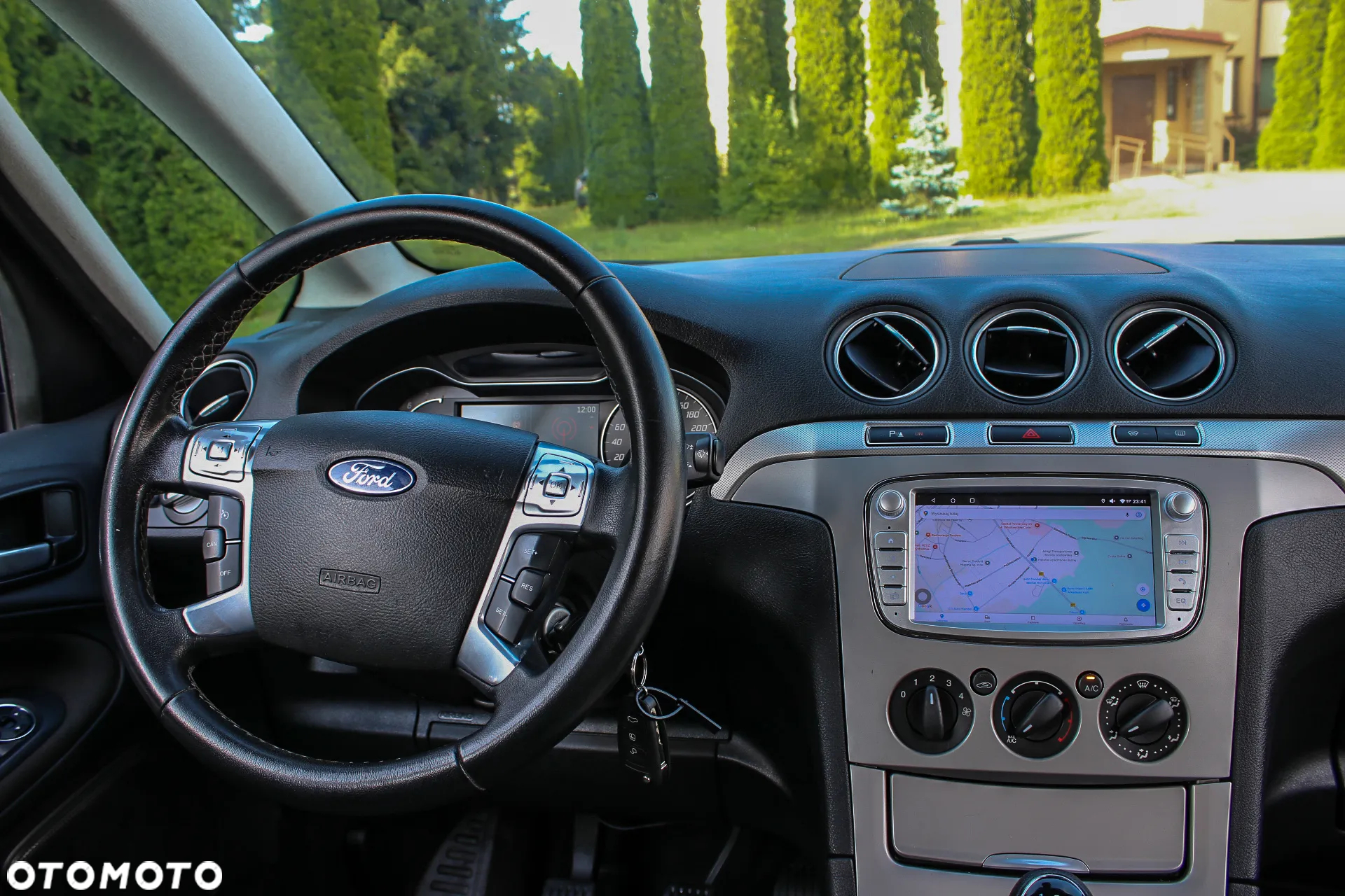 Ford Galaxy 2.0 Concept - 27