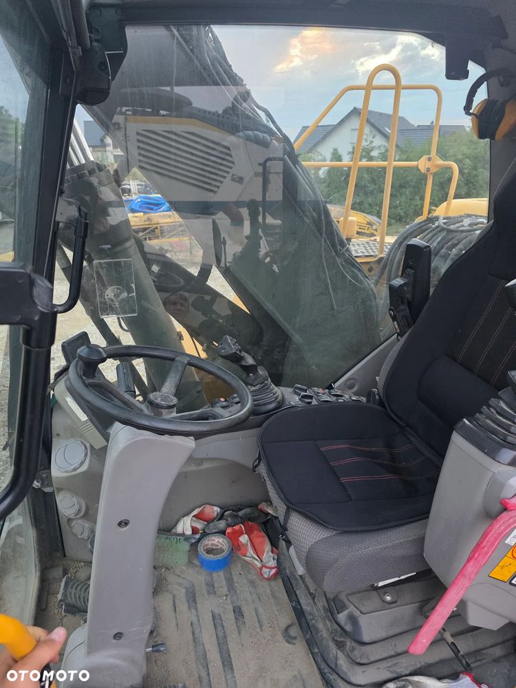 Volvo EW160D - 13