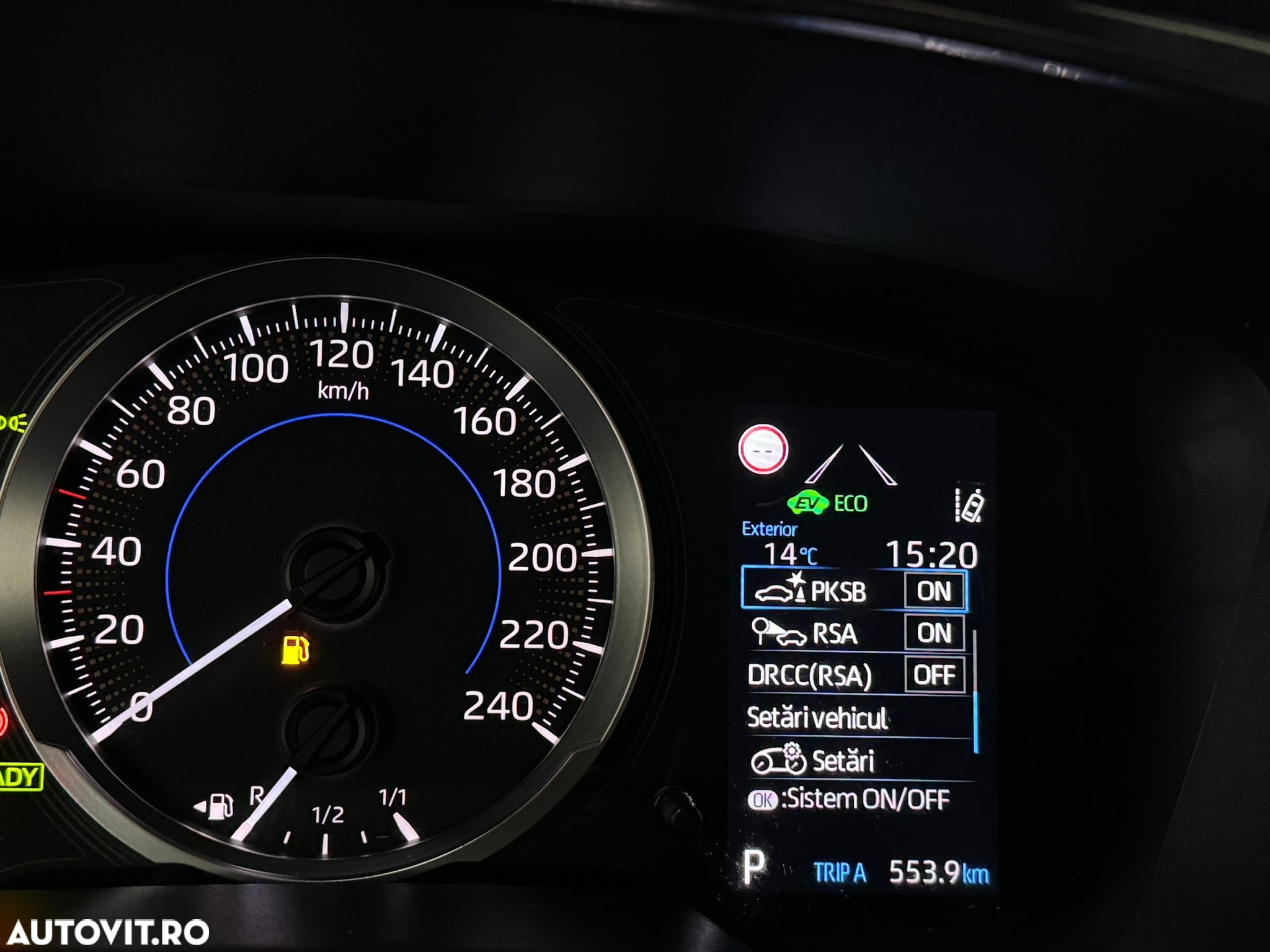 Toyota Corolla 1.8 HSD Business - 25