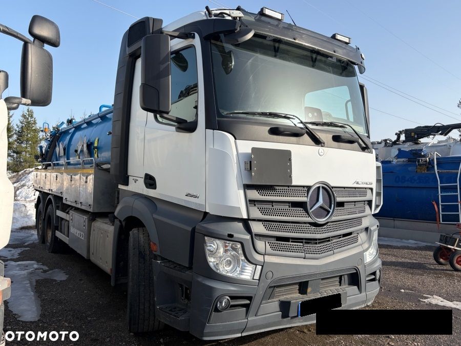 Mercedes-Benz Actros 2551 - 6