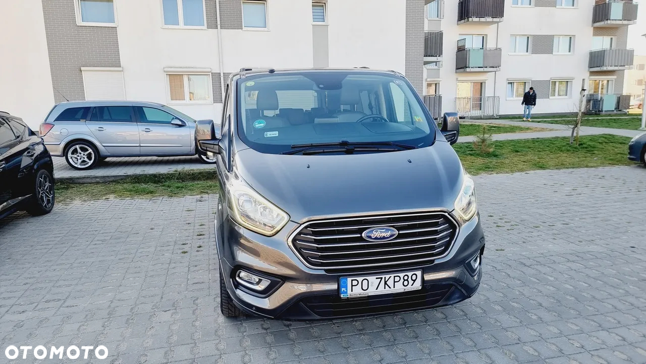 Ford Tourneo Custom - 6