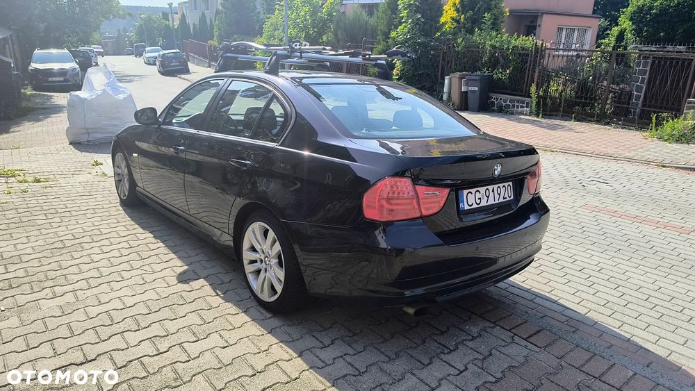 BMW Seria 3 318i - 2
