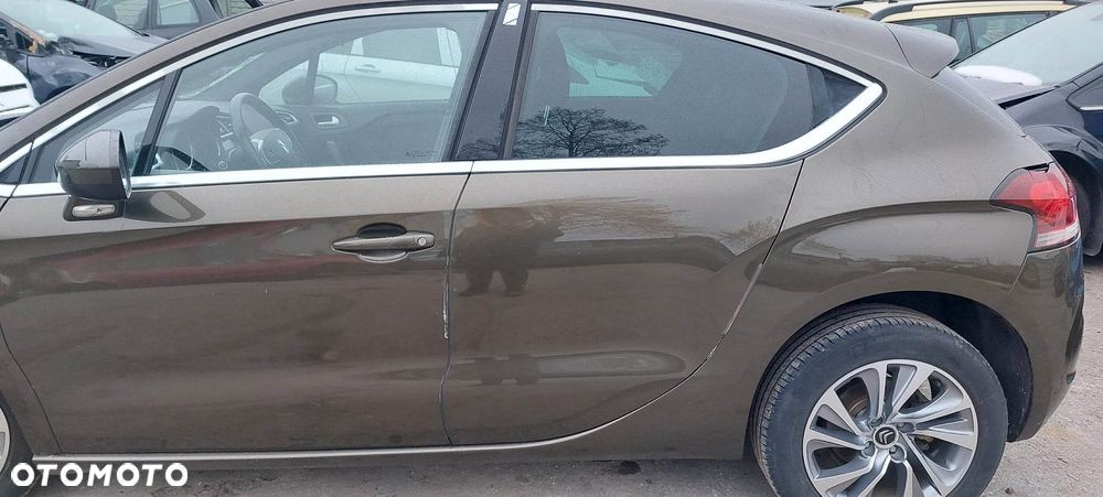 Citroen ds4 1,6 ehdi rozrusznik - 8