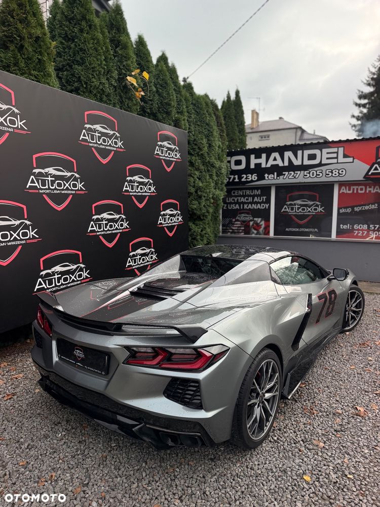 Chevrolet Corvette - 36