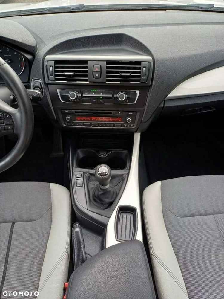 BMW Seria 1 116d EfficientDynamics Edition Sport Line - 25