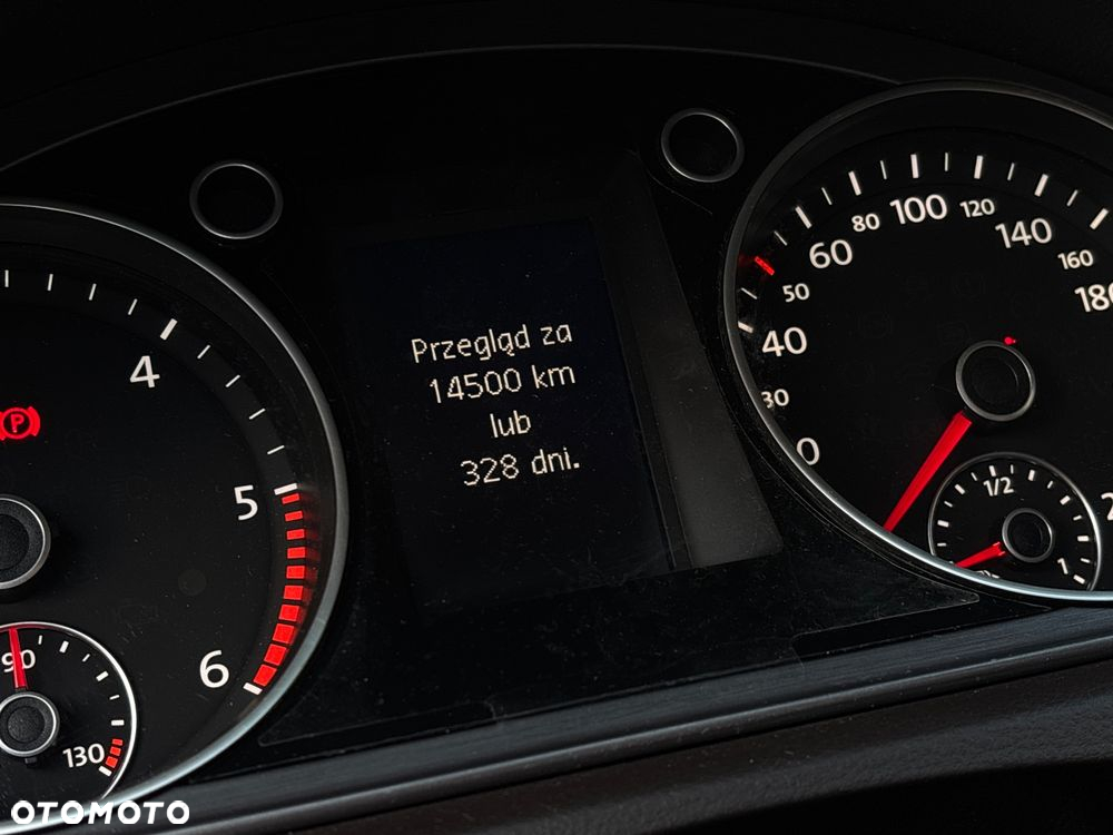 Volkswagen Passat 2.0 TDI Highline - 40