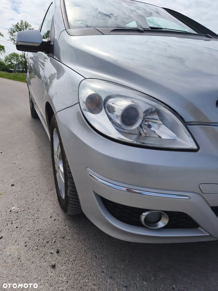 Mercedes-Benz Klasa B 160 BlueEFFICIENCY SPORT EDITION - 9