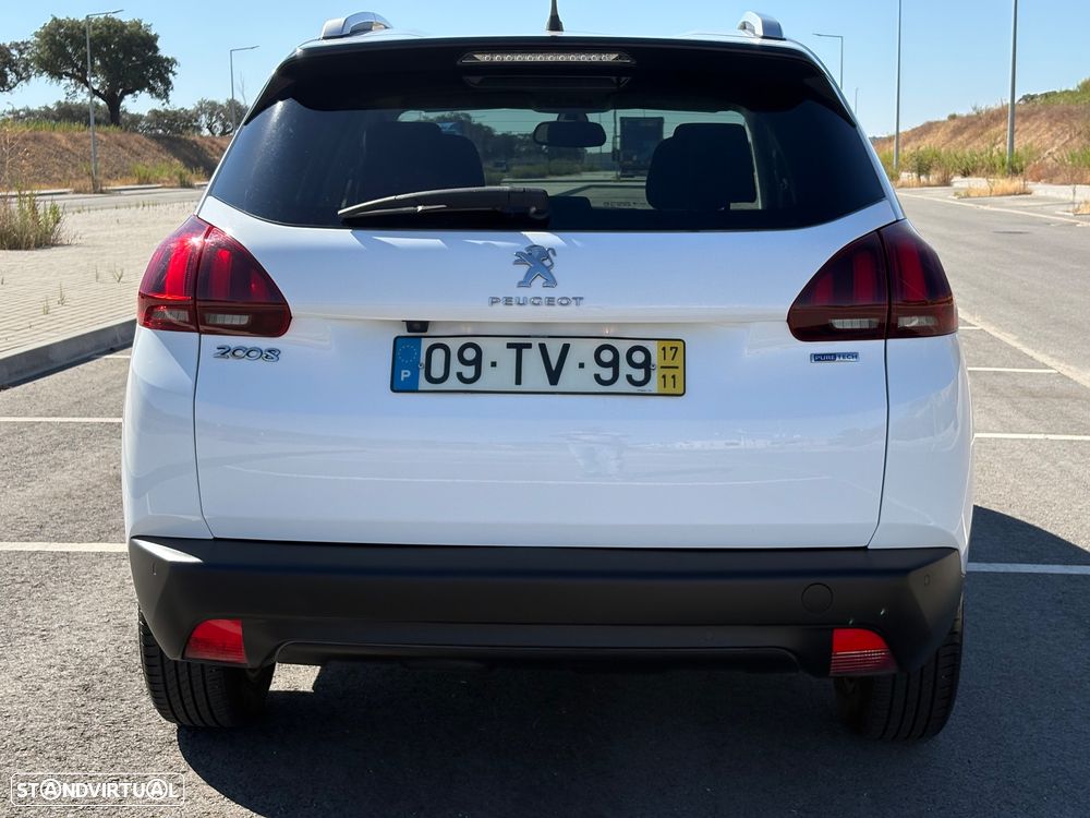 Peugeot 2008 1.2 PureTech Style - 9