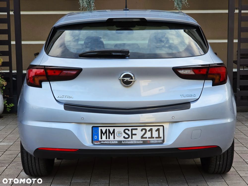 Opel Astra 1.4 Turbo Innovation - 32