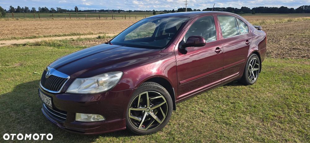 Skoda Octavia 1.6 Ambiente - 1