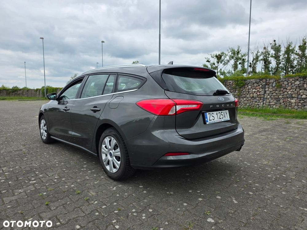 Ford Focus 1.5 EcoBlue Start-Stopp-System TITANIUM STYLE - 4