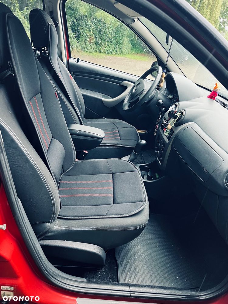Dacia Sandero Stepway 1.6 - 7