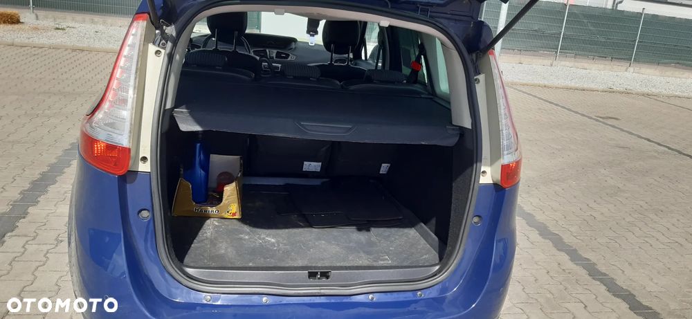 Renault Scenic 1.5dCi TomTom Edition - 12