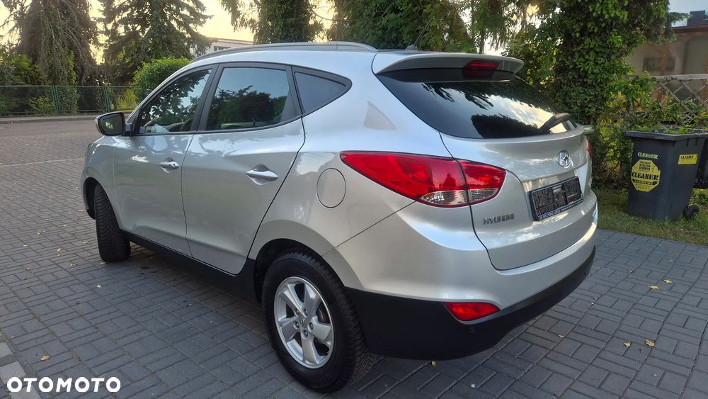 Hyundai ix35 2.0 CRDi 4WD Style - 3