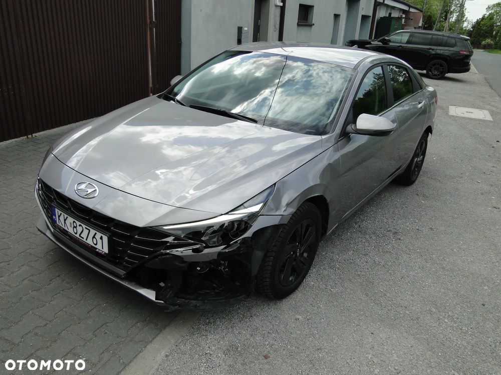 Hyundai Elantra 1.6 Smart - 9