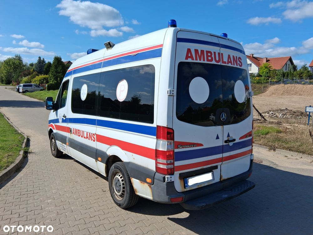 Mercedes-Benz Sprinter - 6