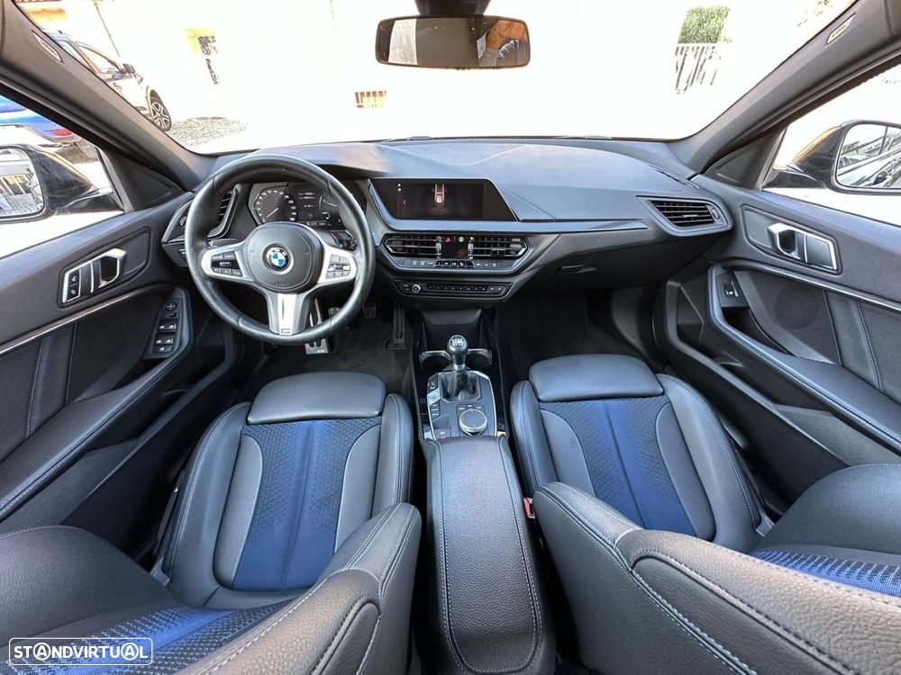 BMW 116 d Pack Desportivo M - 8
