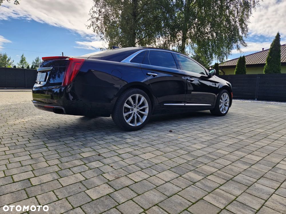 Cadillac XTS - 5