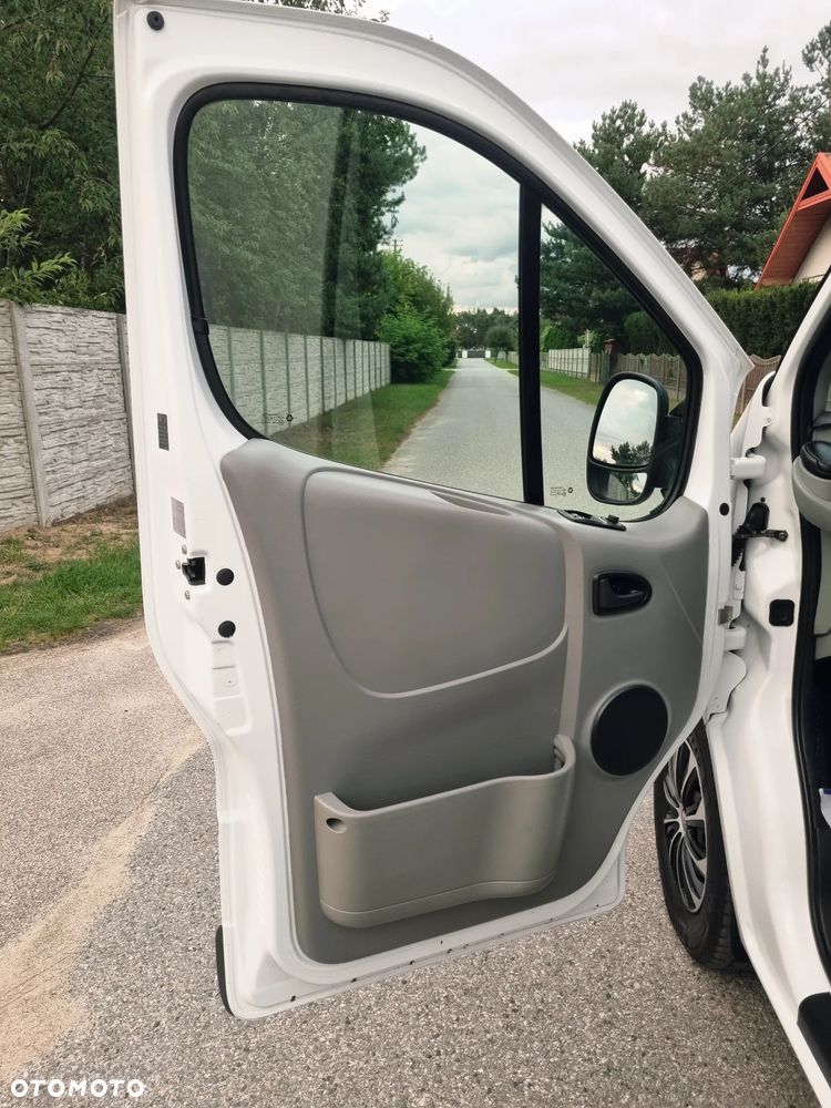 Renault Trafic - 31