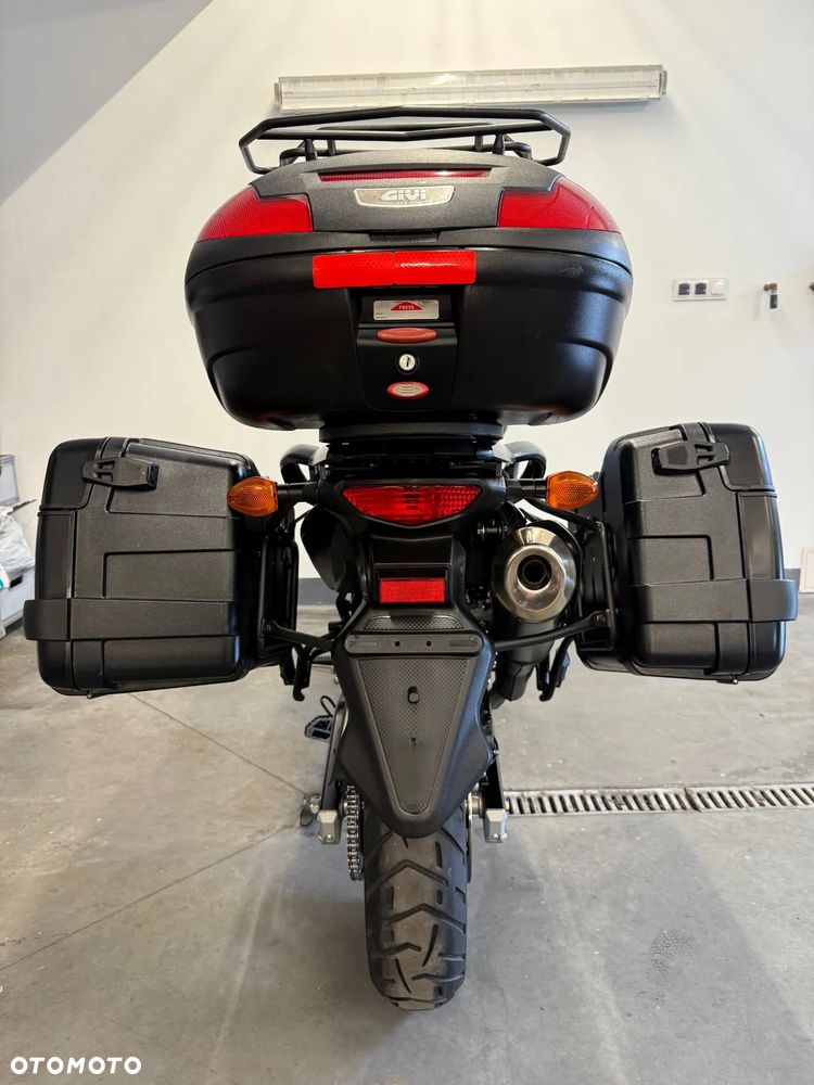 Suzuki V-STROM - 39