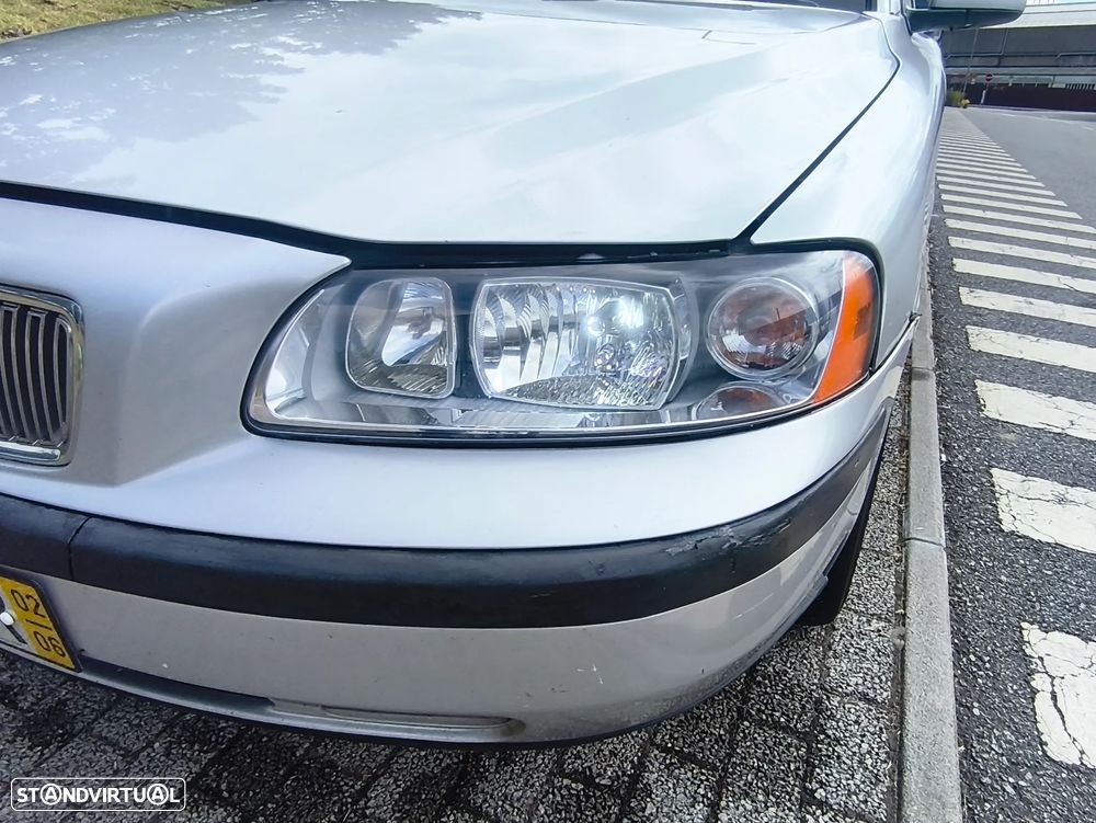 Volvo V70 2.4 D5 - 28