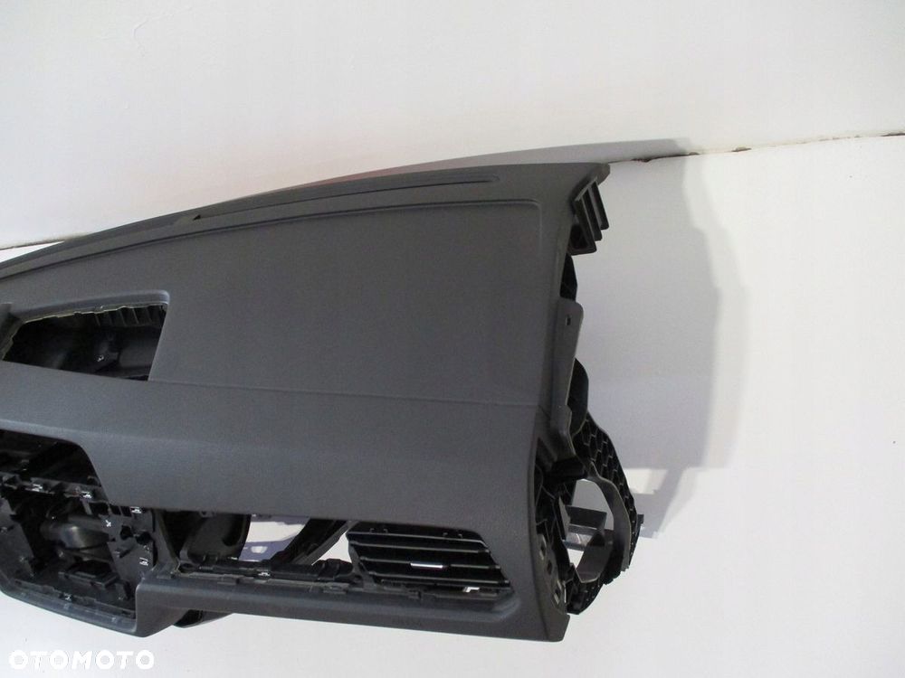 Konsola pulpit deska VW TOURAN 5TA RYSY - 3