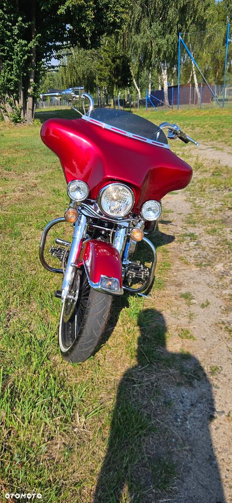 Harley-Davidson Touring Street Glide - 16