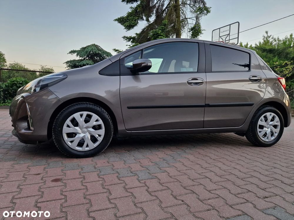Toyota Yaris 1.5 Premium - 3