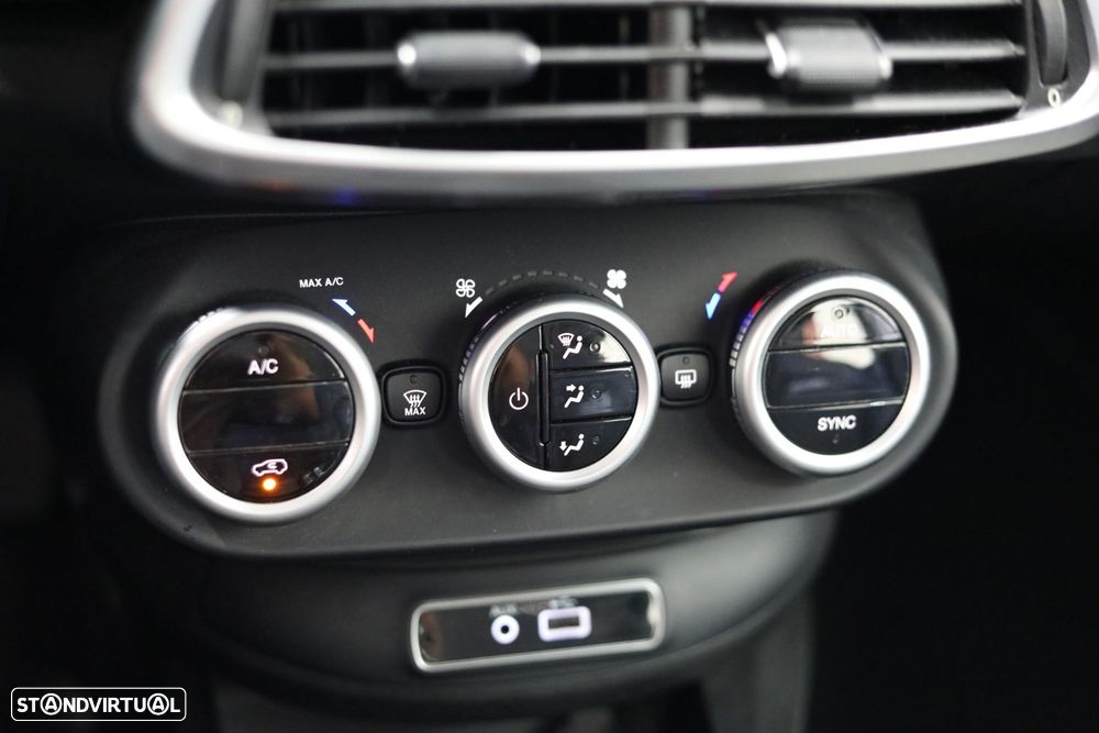 Fiat 500X 1.3 MJ City Cross S&S - 24