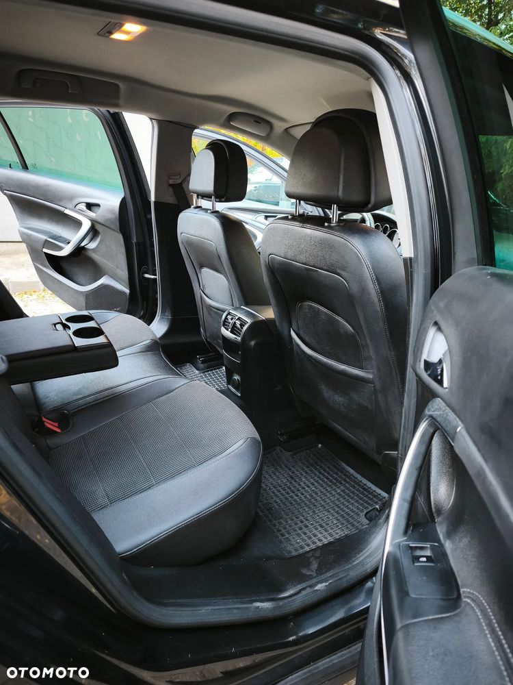 Opel Insignia - 11