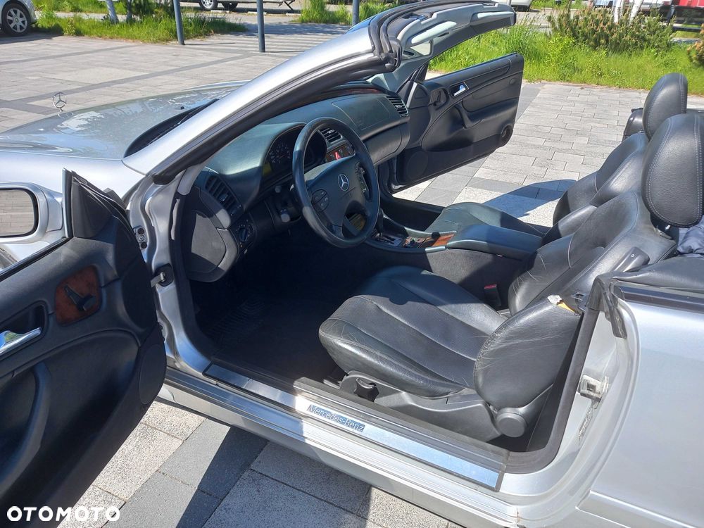 Mercedes-Benz CLK - 7